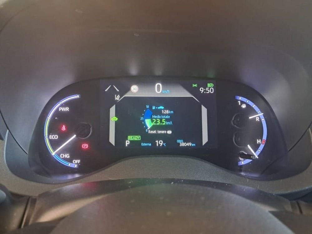 Toyota Yaris Cross usata a Cagliari (16)