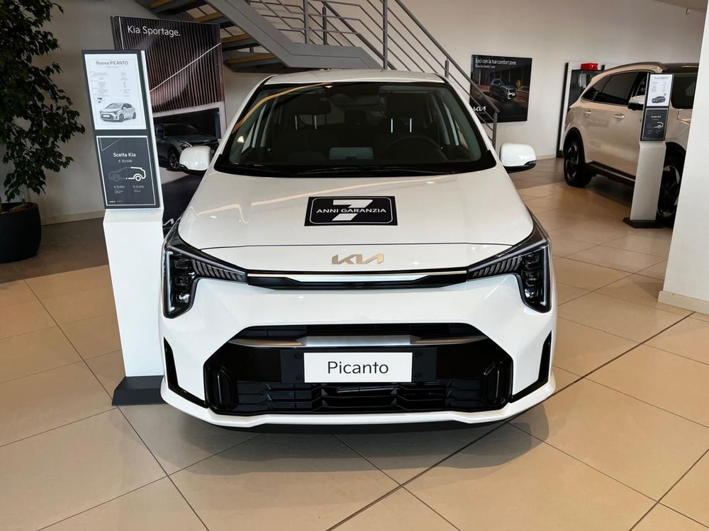 Kia Picanto nuova a Cremona (3)