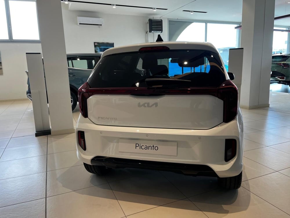 Kia Picanto nuova a Cremona (5)