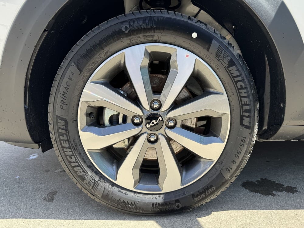 Kia Stonic nuova a Cremona (12)