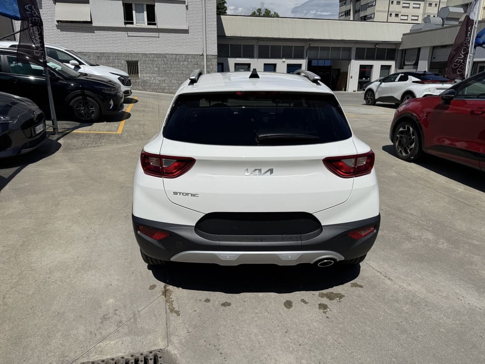 Kia Stonic nuova a Cremona (5)