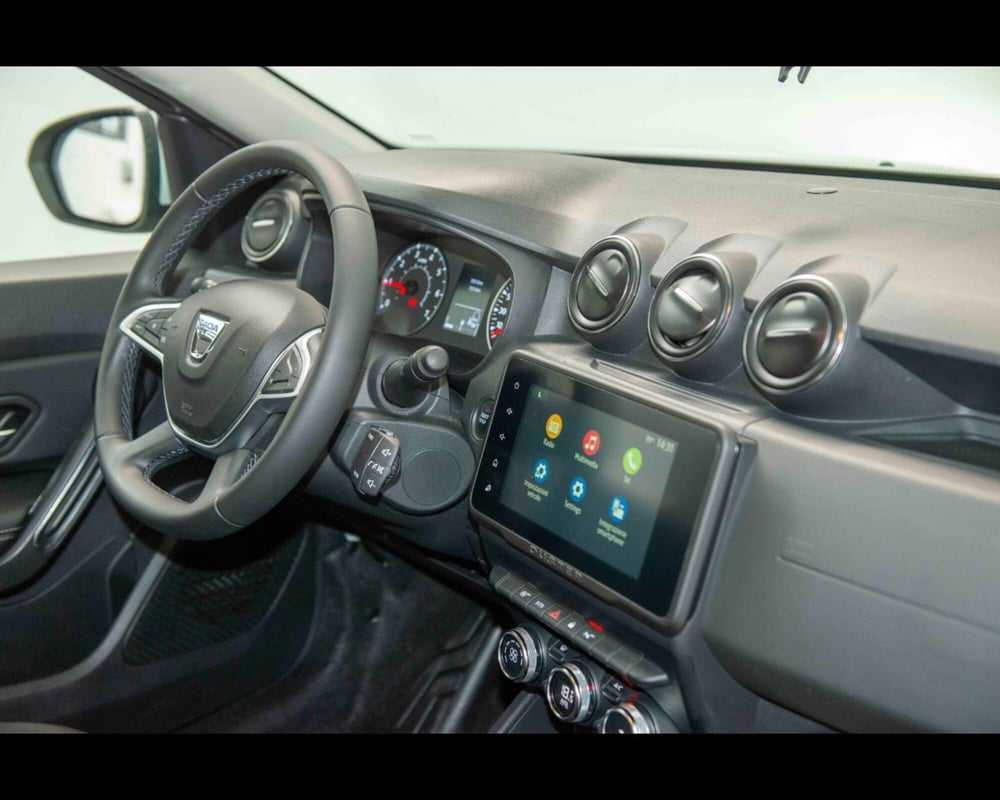 Dacia Duster usata a Venezia (13)