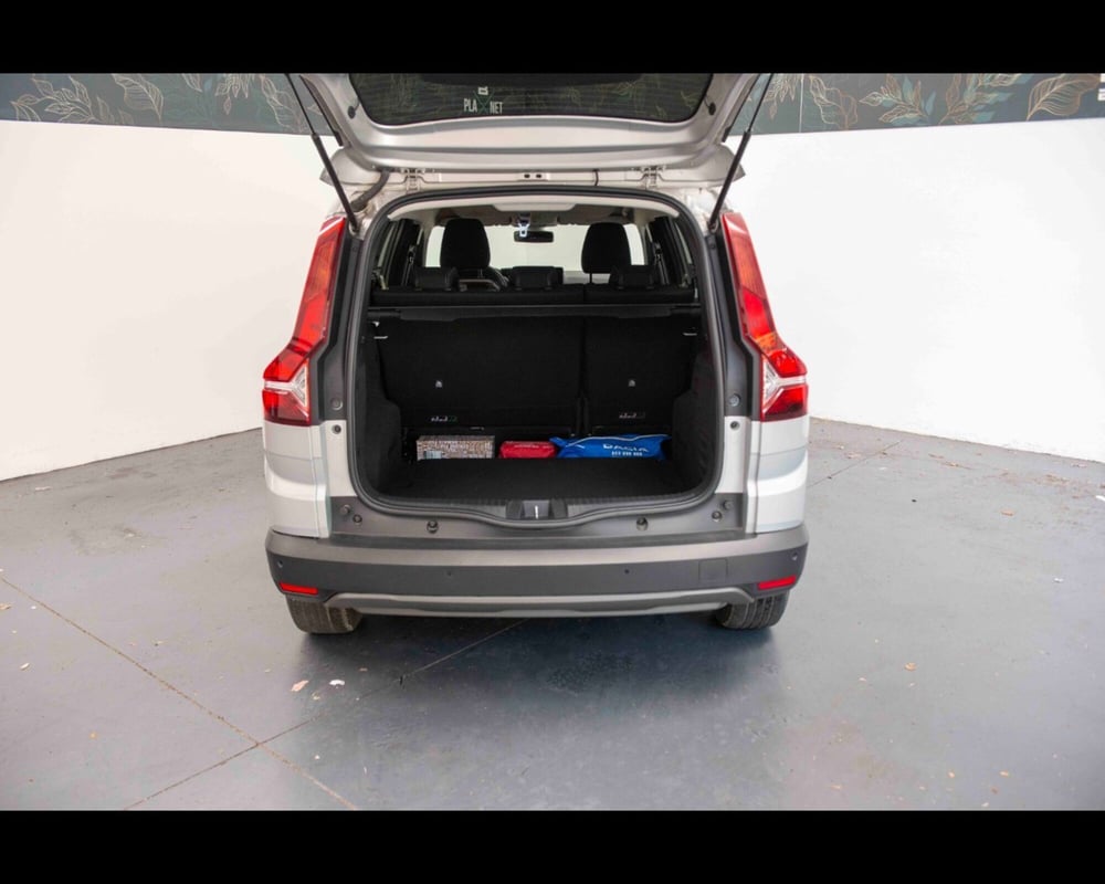 Dacia Jogger usata a Venezia (16)