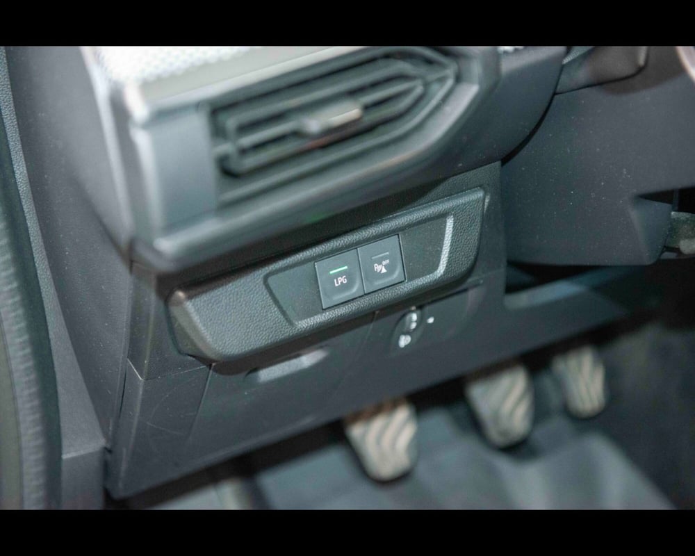 Dacia Jogger usata a Venezia (18)