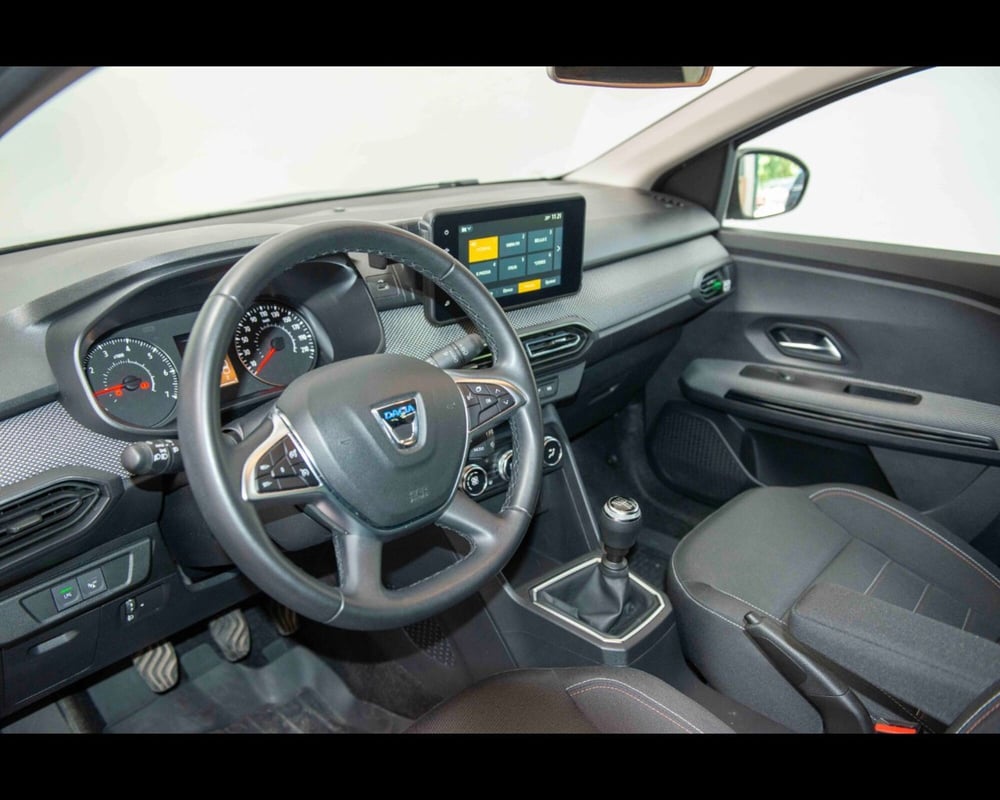 Dacia Jogger usata a Venezia (19)