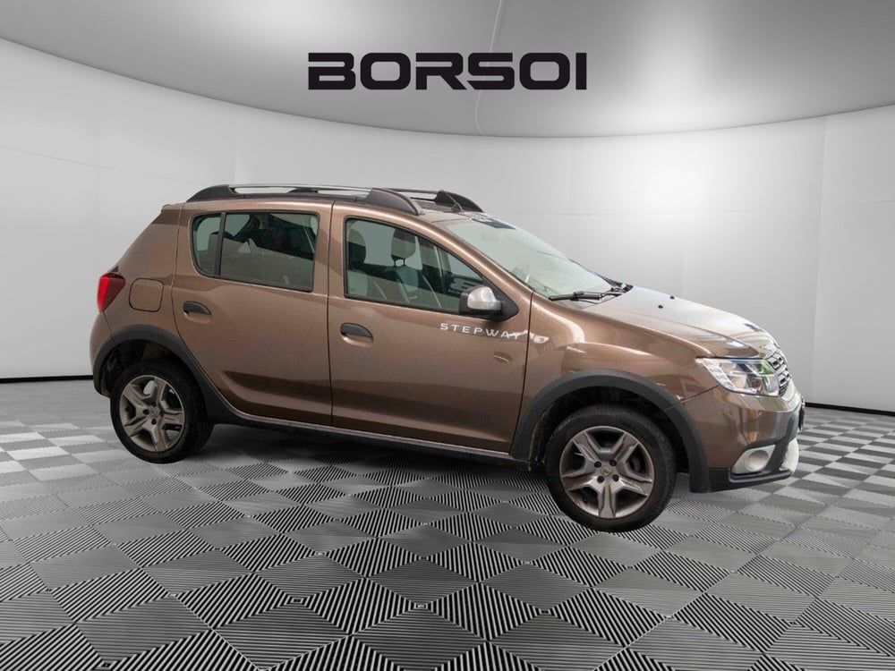 Dacia Sandero usata a Venezia (6)