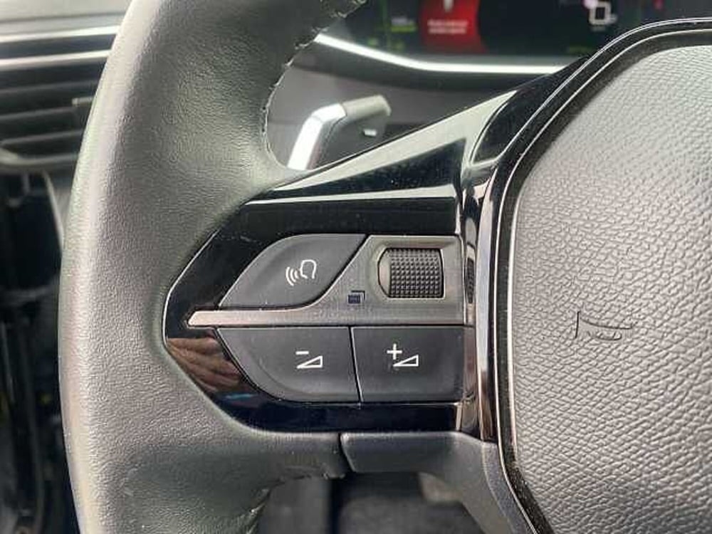 Peugeot 2008 usata a Napoli (16)