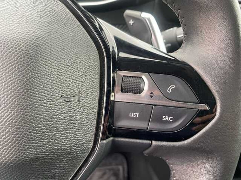 Peugeot 2008 usata a Napoli (17)