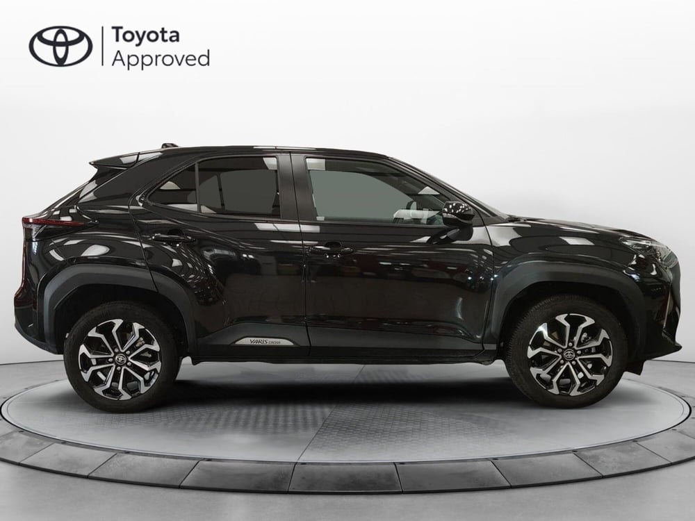 Toyota Yaris Cross usata a Roma (18)