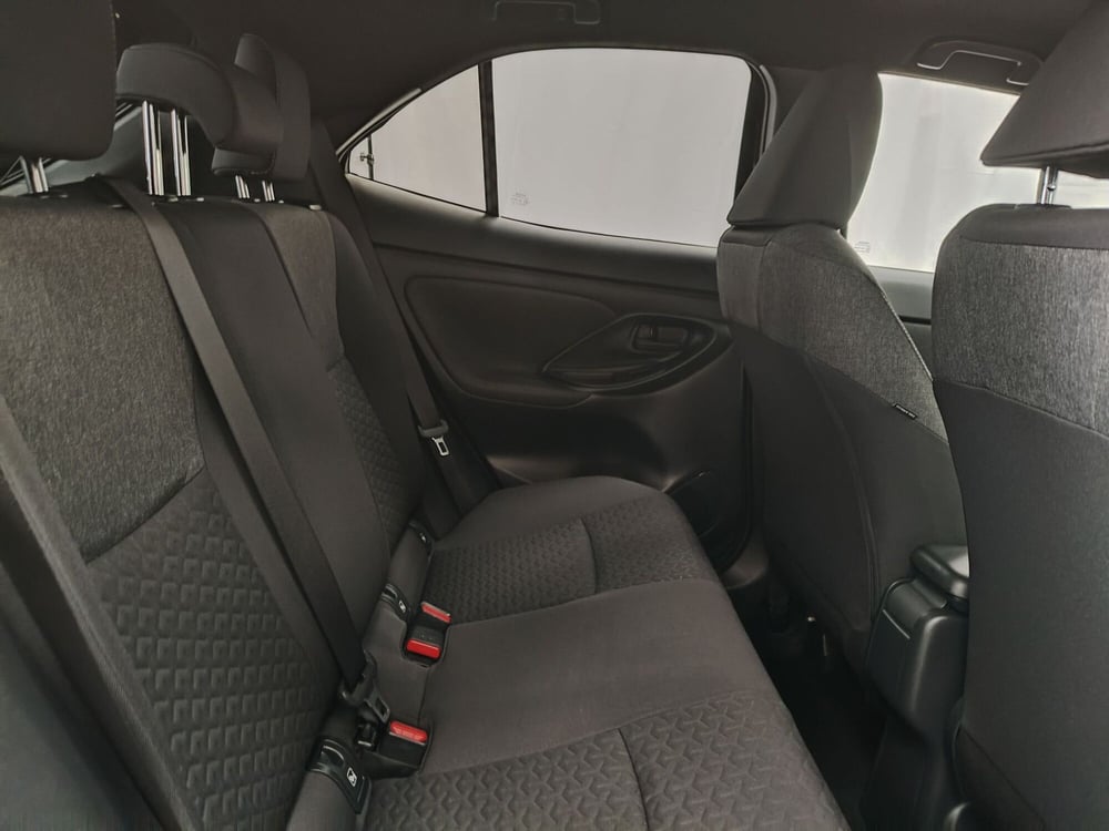 Toyota Yaris Cross usata a Roma (8)