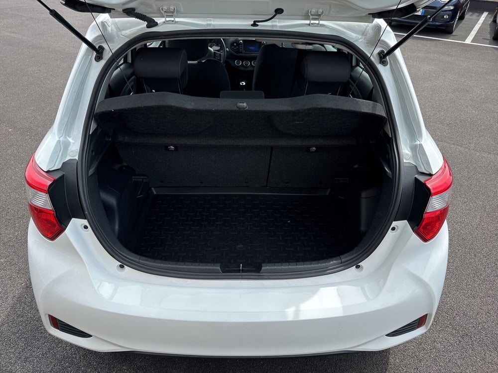 Toyota Yaris usata a Mantova (14)
