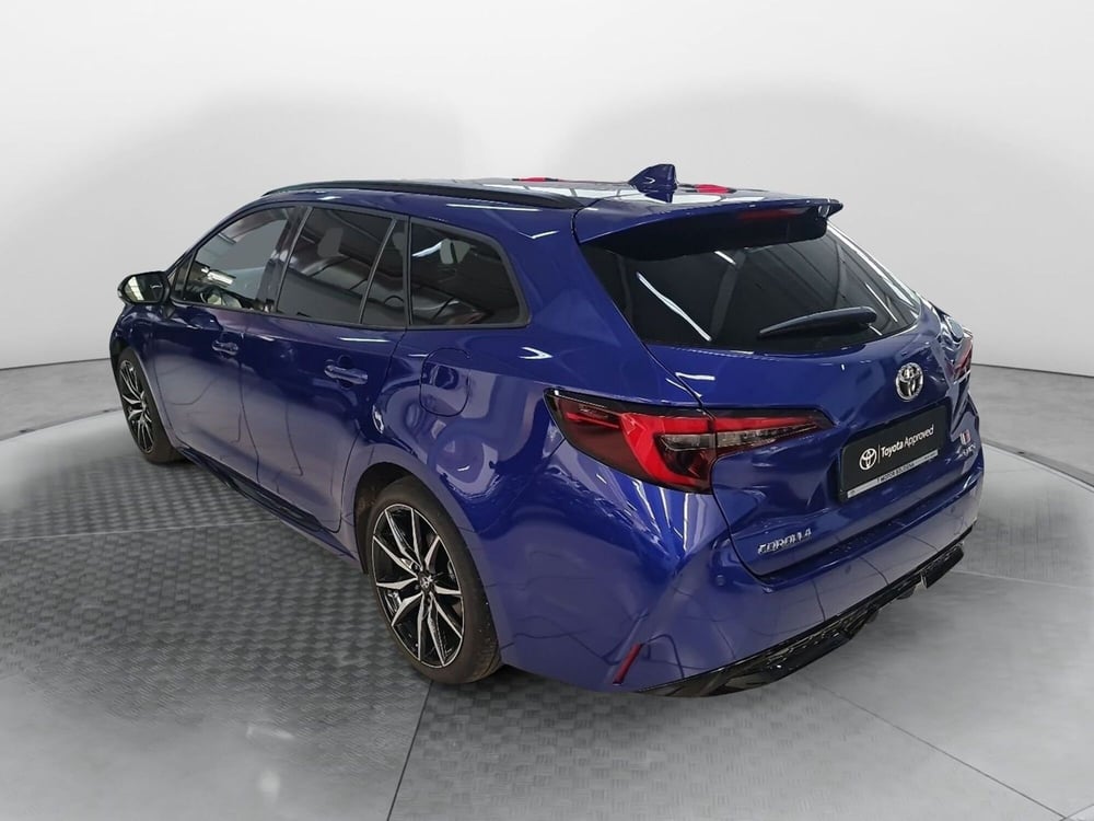 Toyota Corolla Touring Sports usata a Bologna (4)