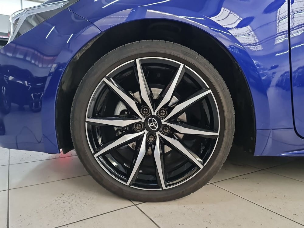 Toyota Corolla Touring Sports usata a Bologna (7)