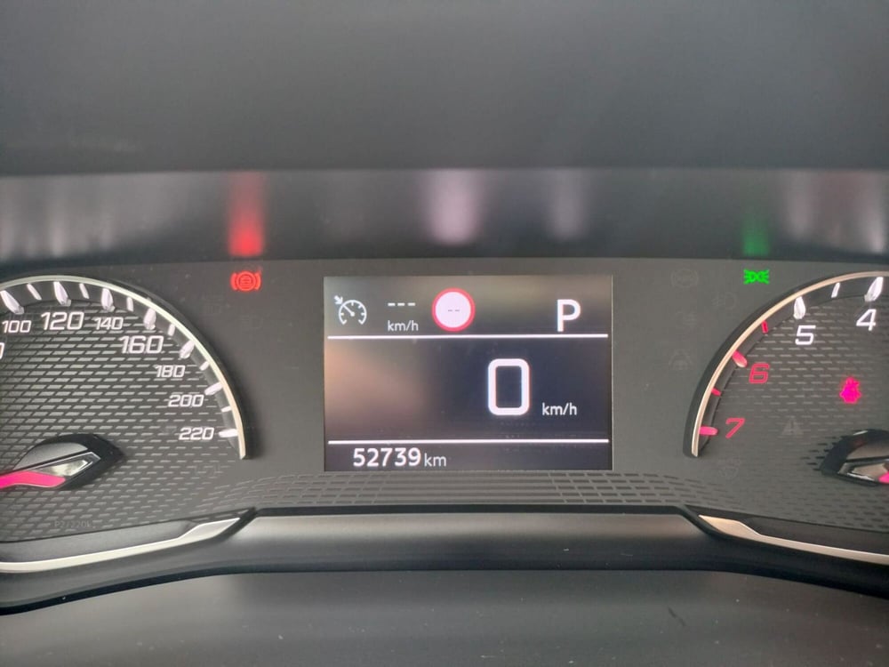 Peugeot 2008 usata a Modena (7)