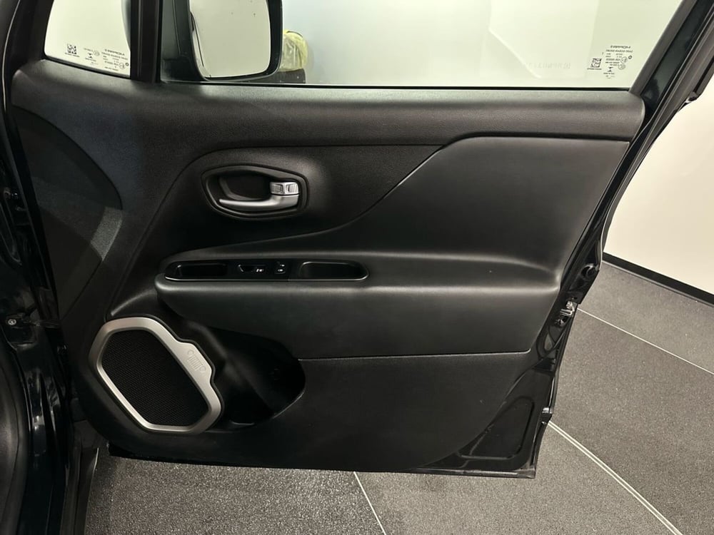 Jeep Renegade usata a Bergamo (18)
