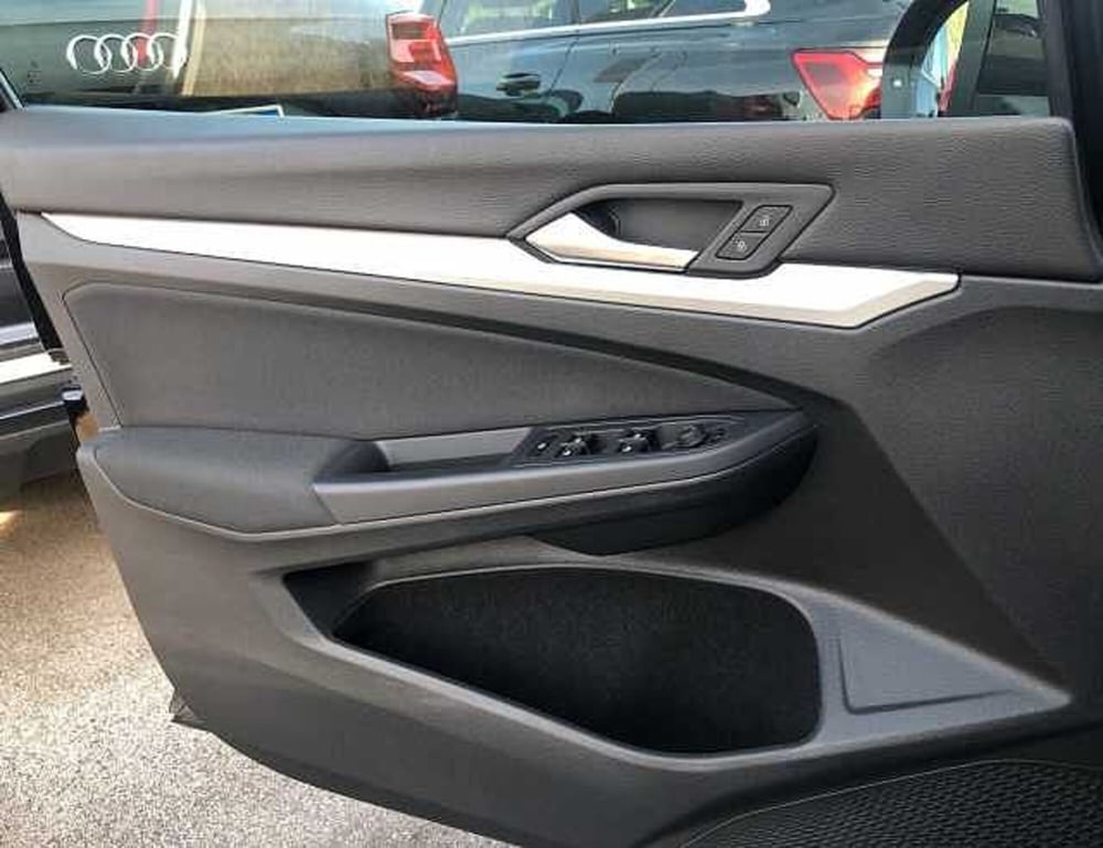 Volkswagen Golf usata a Lucca (15)