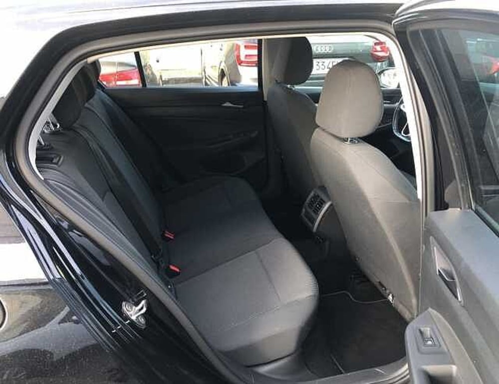 Volkswagen Golf usata a Lucca (7)