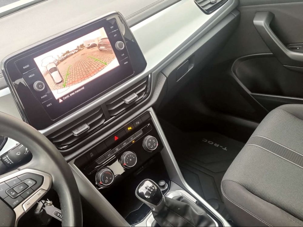 Volkswagen T-Roc usata a Livorno (13)