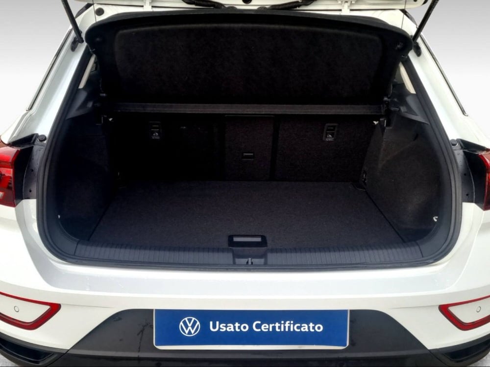 Volkswagen T-Roc usata a Livorno (14)