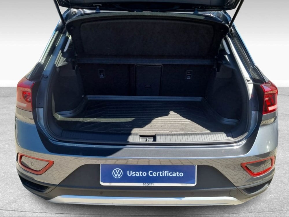 Volkswagen T-Roc usata a Livorno (14)