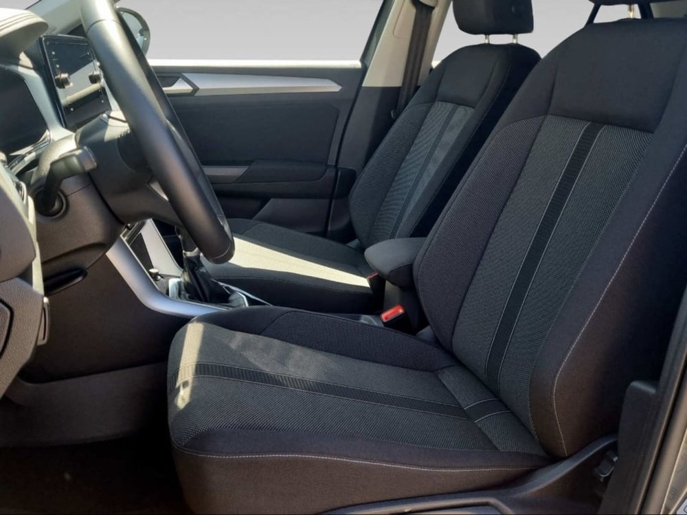 Volkswagen T-Roc usata a Livorno (9)