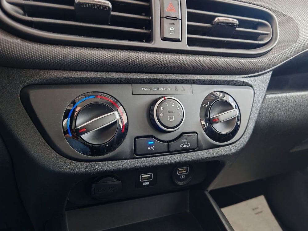 Hyundai i10 usata a Palermo (15)
