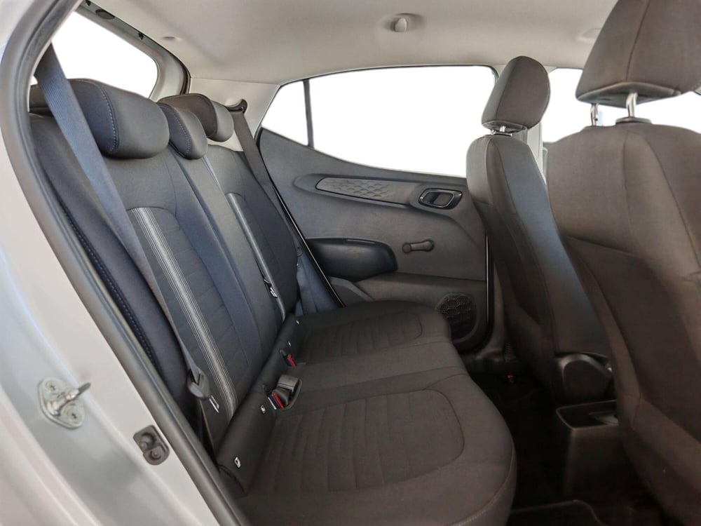 Hyundai i10 usata a Palermo (8)
