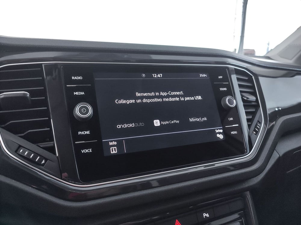 Volkswagen T-Roc usata a Palermo (14)