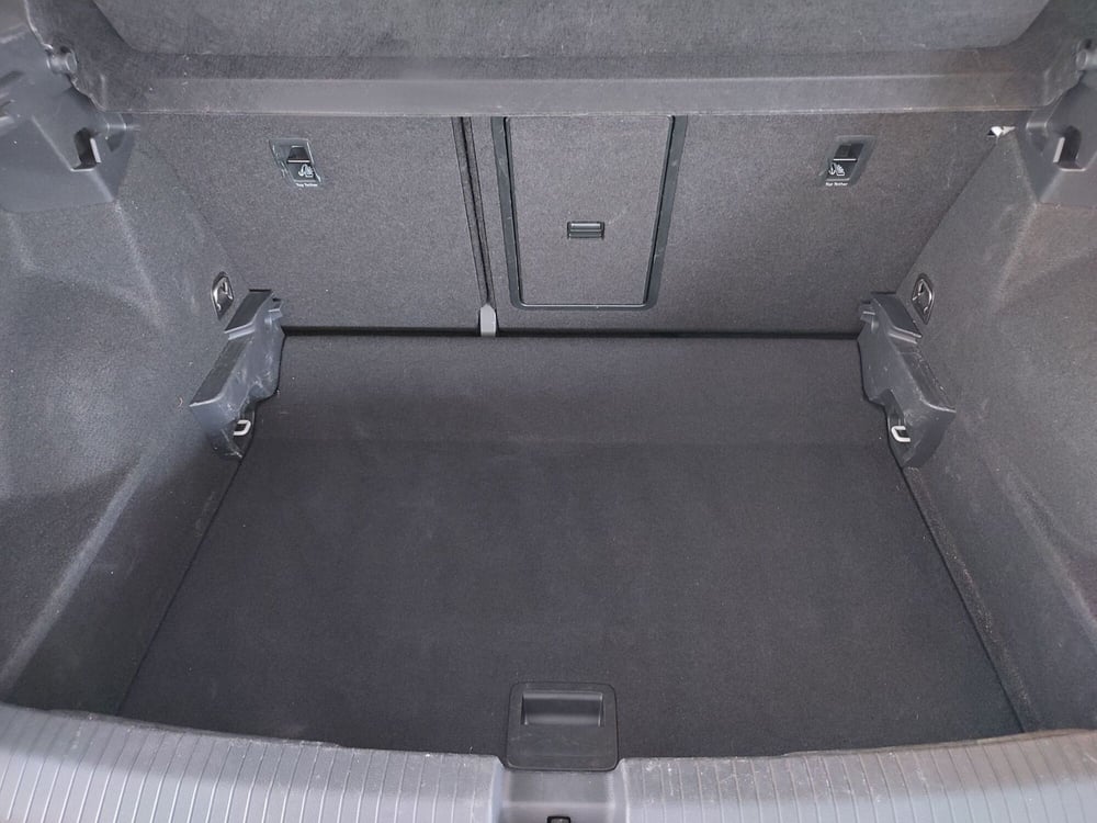 Volkswagen T-Roc usata a Palermo (19)