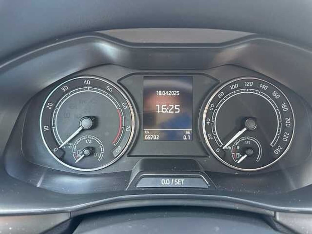 Skoda Kamiq usata a Verona (13)