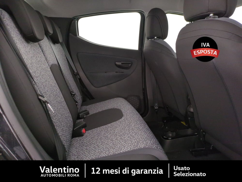 Lancia Ypsilon usata a Roma (12)