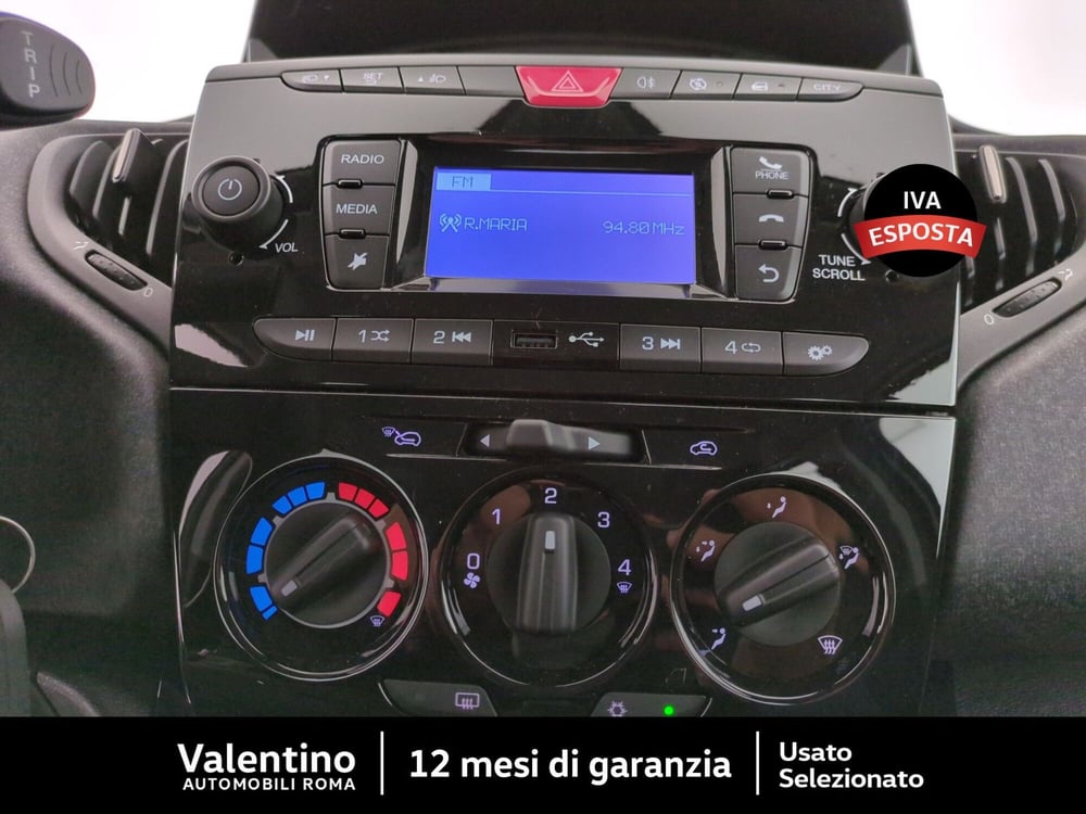 Lancia Ypsilon usata a Roma (15)