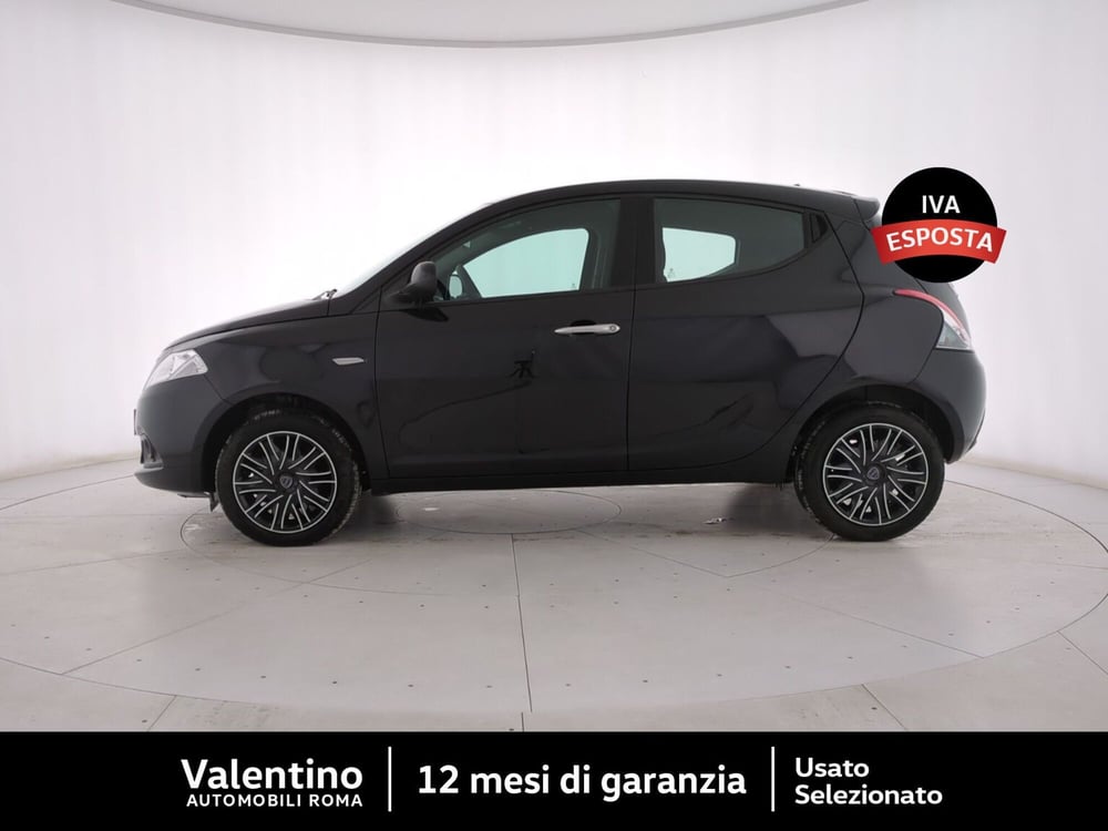 Lancia Ypsilon usata a Roma (4)