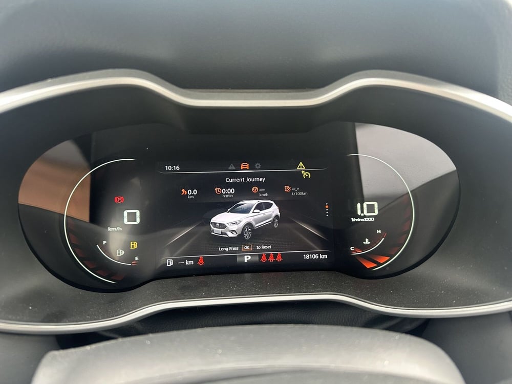Mg ZS (2021-->) usata a Milano (15)