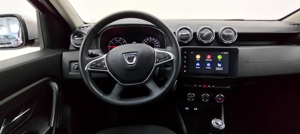 Dacia Duster usata a Como (10)