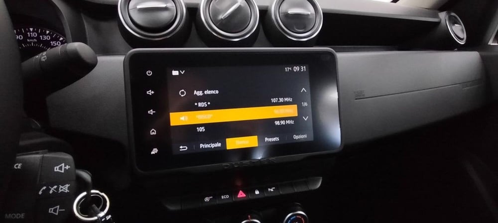 Dacia Duster usata a Como (13)