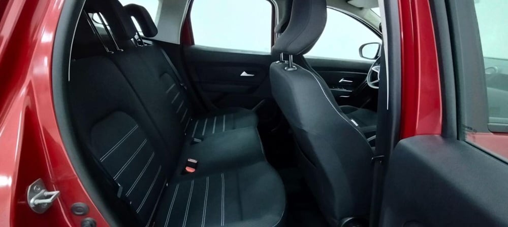 Dacia Duster usata a Como (5)