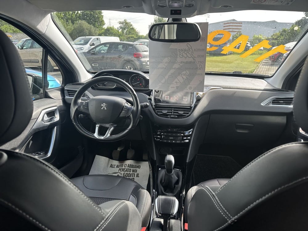 Peugeot 2008 usata a Milano (11)