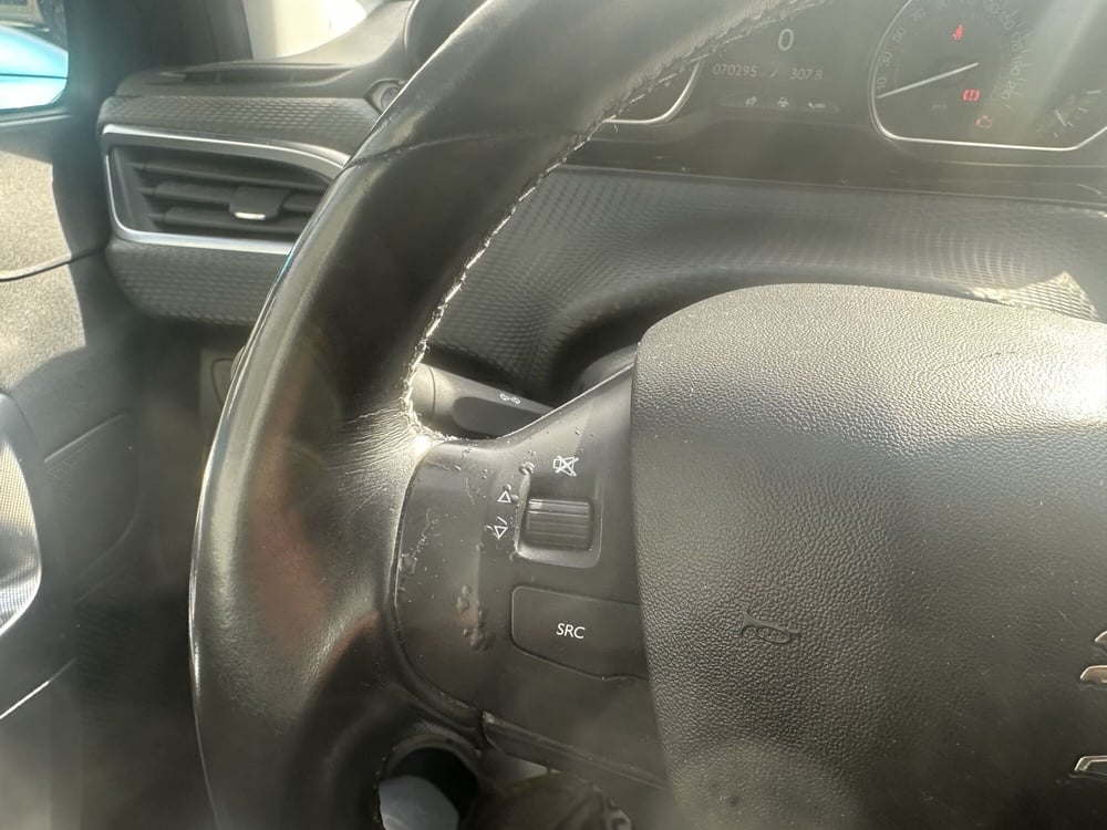 Peugeot 2008 usata a Milano (18)