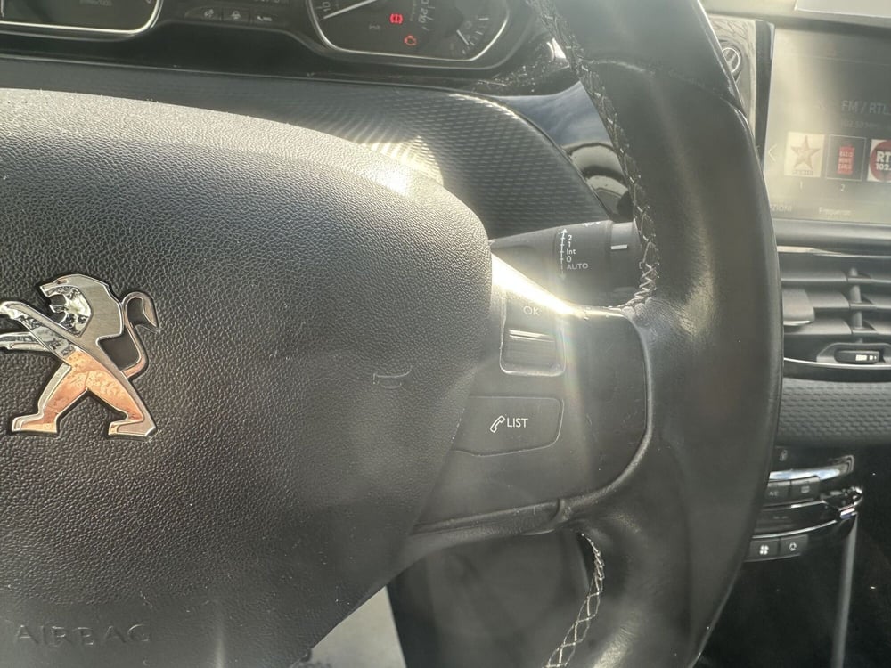 Peugeot 2008 usata a Milano (19)