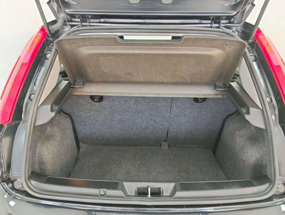 Fiat Punto usata a Como (14)
