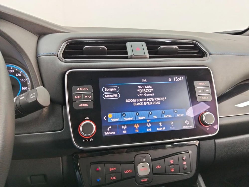 Nissan Leaf usata a Como (15)