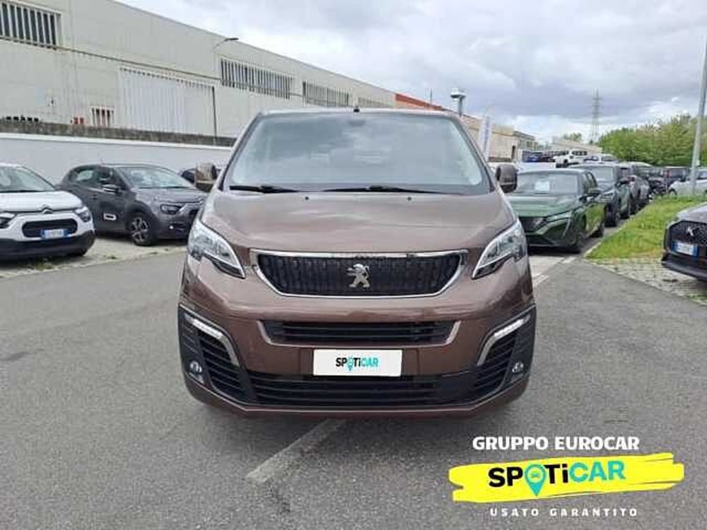 Peugeot Traveller usata a Roma (2)