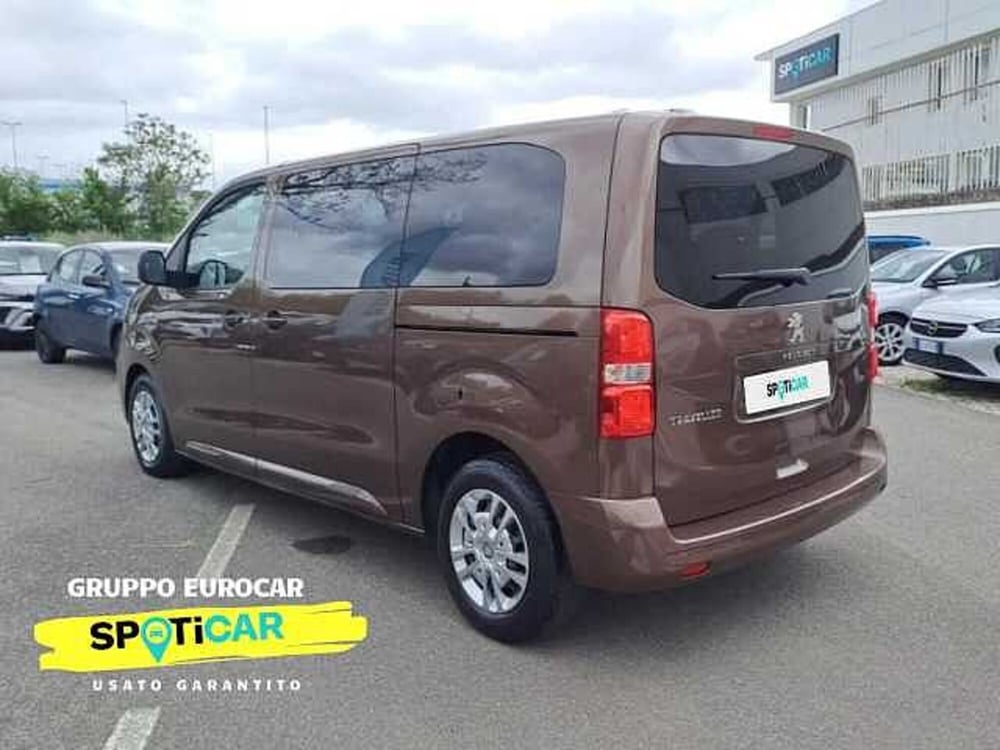Peugeot Traveller usata a Roma (5)