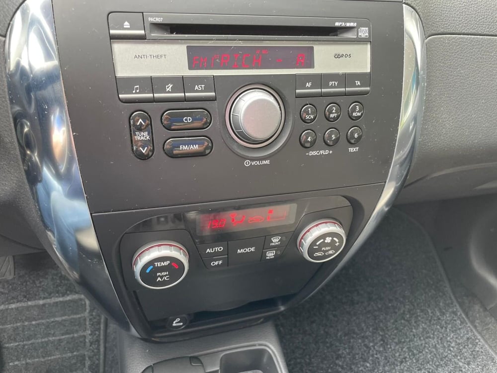 Fiat Sedici usata a Vicenza (16)