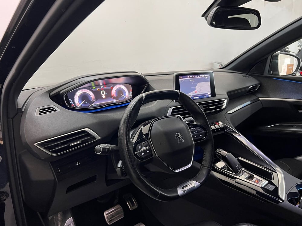 Peugeot 3008 usata a Bari (15)