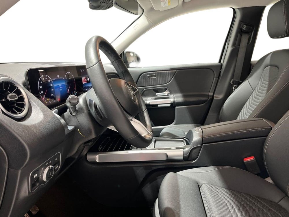 Mercedes-Benz GLB usata a Napoli (12)