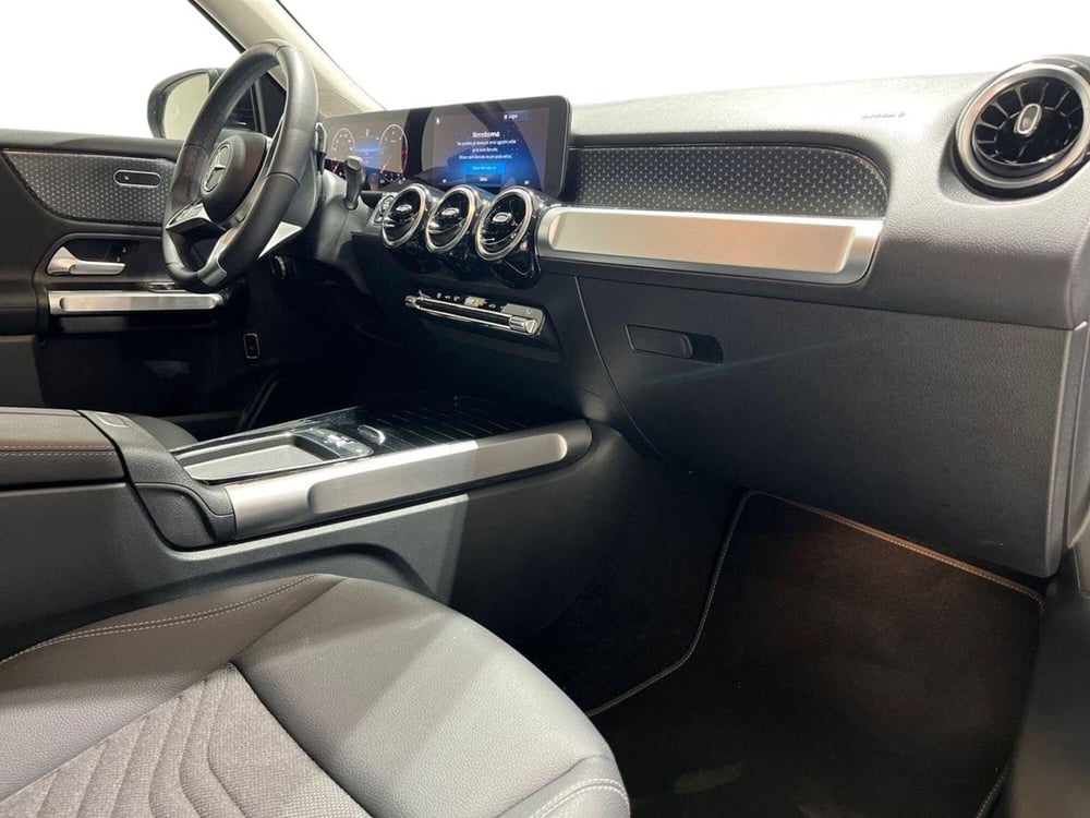 Mercedes-Benz GLB usata a Napoli (16)