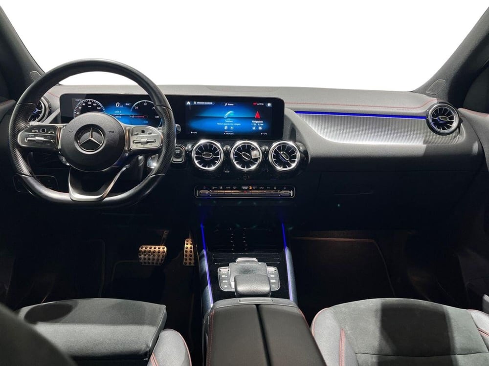 Mercedes-Benz EQA usata a Napoli (11)