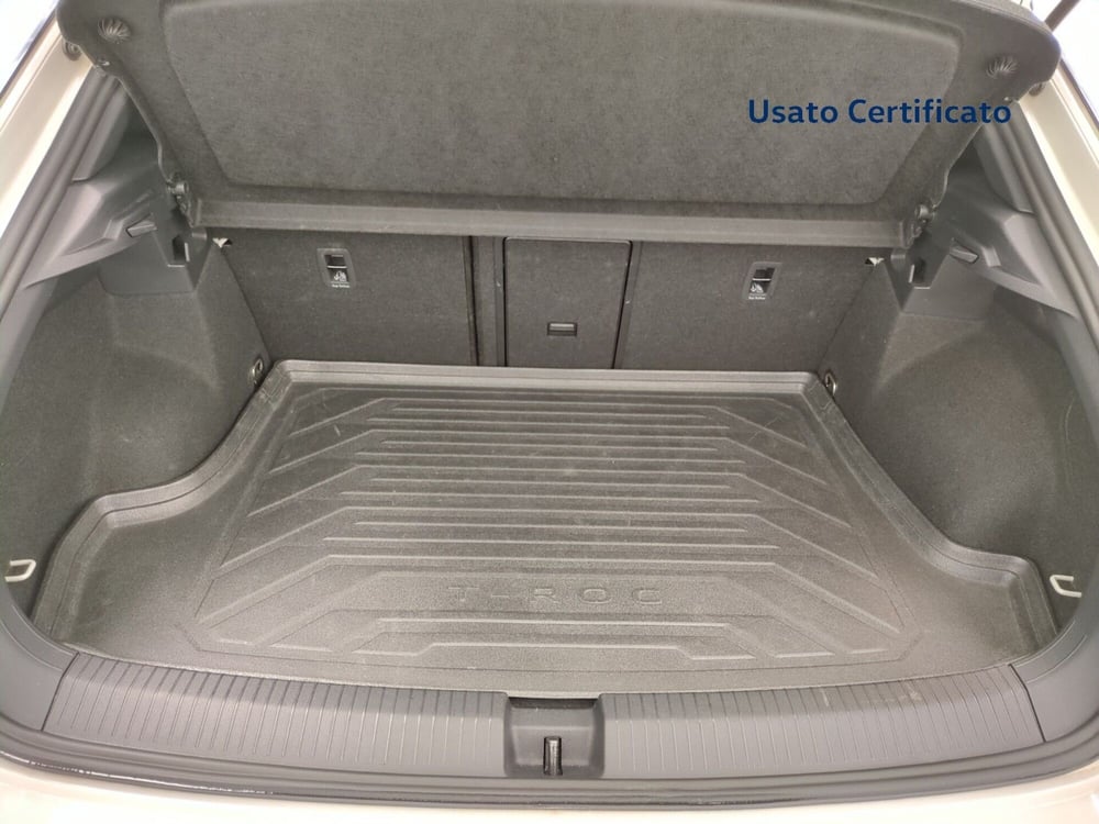 Volkswagen T-Roc usata a Avellino (8)